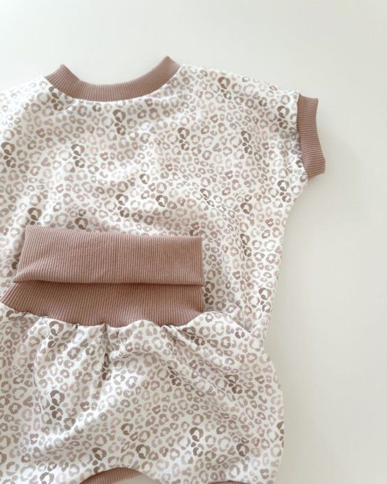 Ensemble Léon Court Léo taille LOUVETEAUX