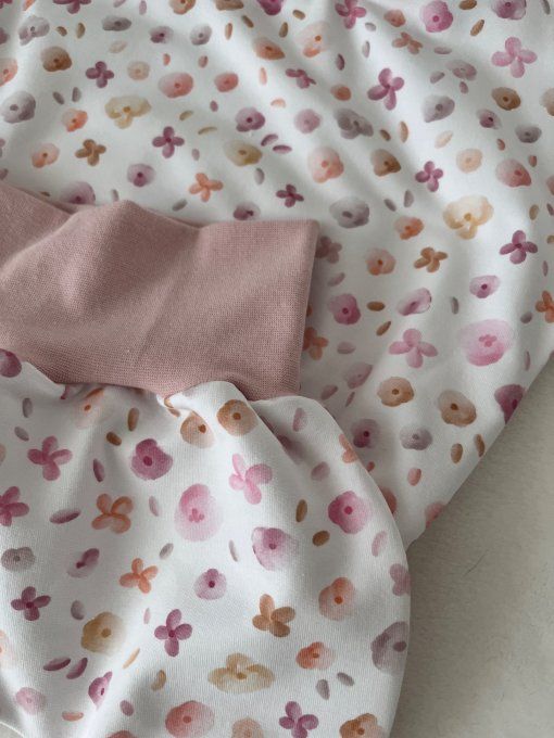 Léon court Millefleurs Taille Louveteaux