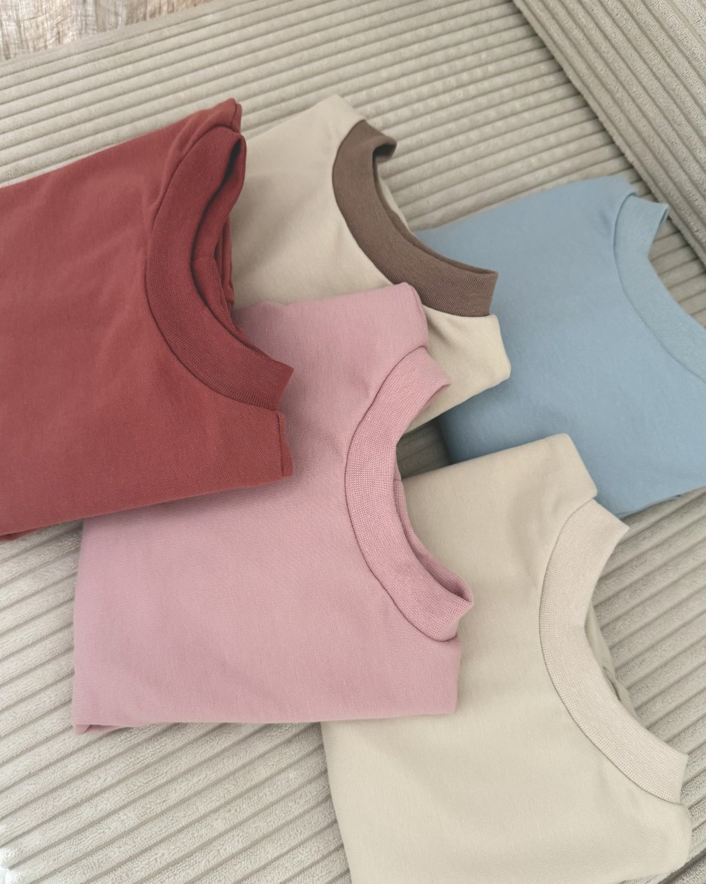 Les Essentiels unis 
